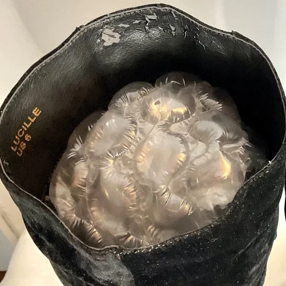 Black Scene Weaver Velvet Lucille Knee High Lace Up Boots Gold Chain Size 6 - Picture 12 of 16